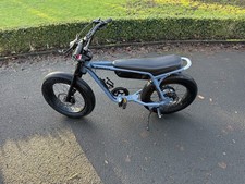 Super 73 z Miami. Panthro blue