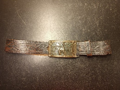 1950 pressed metal - metal, brass