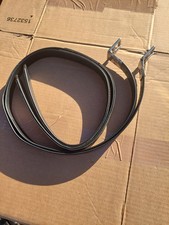 USED Wintec Slimline Synthetic Stirrup Leathers 120cm black