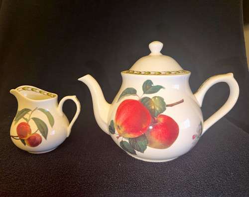 Queen bone china rhs - queen's,
