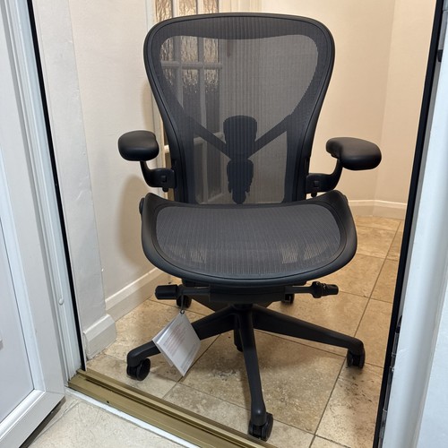 Herman miller aeron chair - herman,