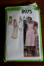 1970s VNTG Simplicity Misses