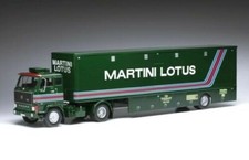 IXO Models Volvo F89 Martini Lotus Racing, Transporter Lorry / Truck, 1/43, NEW.