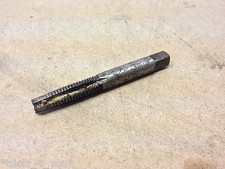 Lyndon M8 x 1.25mm Metric HSS Taper Hand Tap In Wax (v)