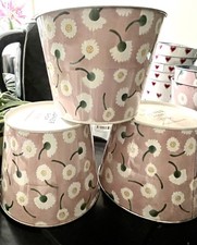Set Of 3 Metal Flowers Pots By