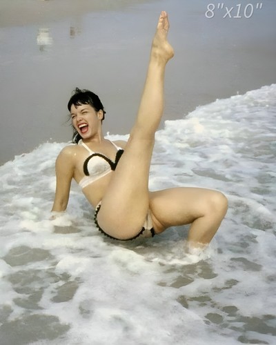 Bettie page 8x10 photo - page,