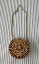 Round bamboo/wooden latch bag