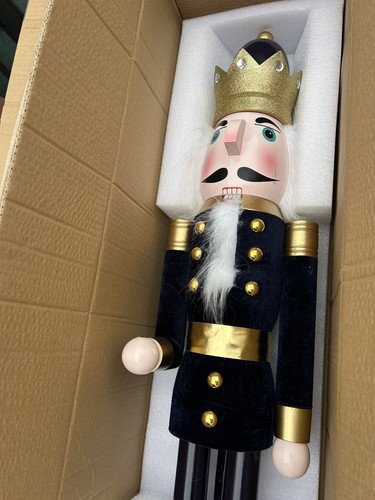 4ft christmas nutcracker - 4ft,