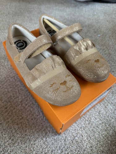 Nwt livie luca - luca, roam