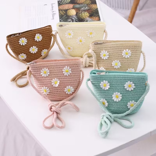 Small straw crossbody bag - straw,