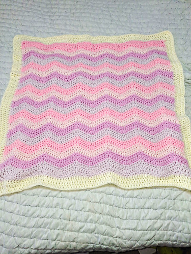 Crochet acrylic chevron baby - chevron,