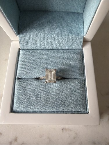 White gold diamond carat - gold,
