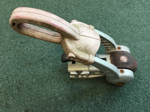 Caravan stabiliser hitch - stabiliser,