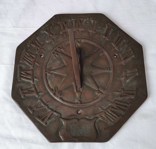 Vintage octagonal cast brass - cast,