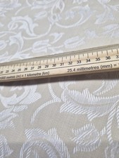 Lightweight cream/beige floral