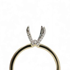Lady's Diamond Solitaire Ring