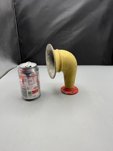 Antique small boat - small, vent