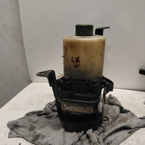 Power steering pump 6r0423156b - steering,