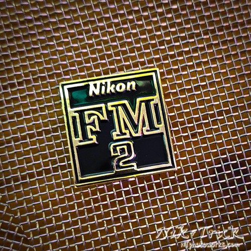 Nikon fm2 enamel - pin, ~