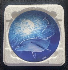 Moonlight Majesty - Bone China