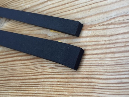 Finishing foam strip top - 1m,