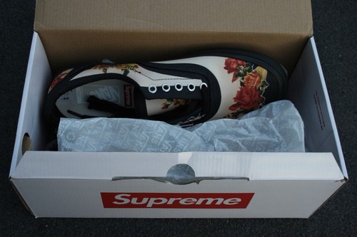 Very rare supreme vans - rare,