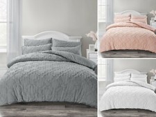Ophelia Soft Tufted Moroccan