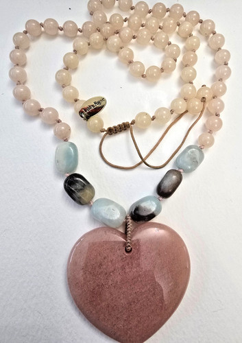 Lola rose longer length - longer, quartz
