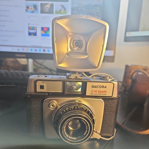 Dacora dignette compact camera - dacora,