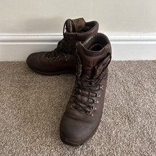 Altberg Defender lightweight