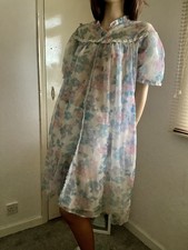 Vintage 1960s St. Michael  Lt