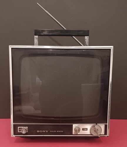 Vintage sony solid state - solid,
