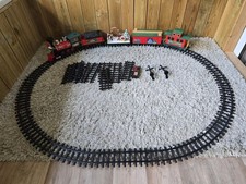 Disneyland Paris Christmas Festive Season Train Set