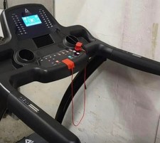 REEBOK ONE GT40s TREADMILL -