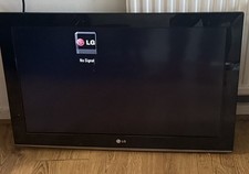 LG 32 Inch TV 32LK330U-ZH Working Well NO CONTROLLER.  