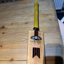 Newbury Cricket Bat Krakatoa Magnum Hand Made - Size 6 Junior