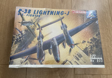 W283 Italeri Model Kit 032 - P-38 Lightning-J U.S. Fighter - 1/72 - Sealed