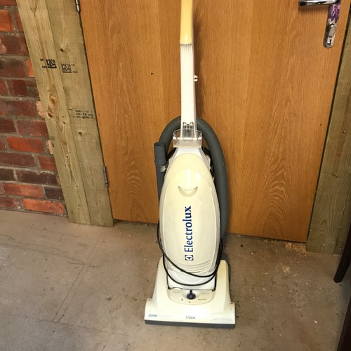 Electrolux pet lover upright - electrolux,