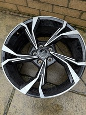 1x Genuine Audi A3 8Y 18"