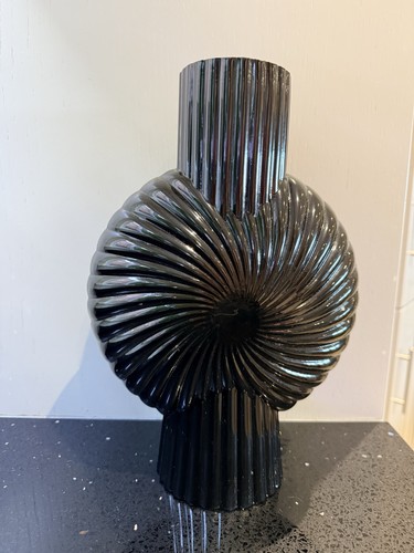 Next black vase - black,