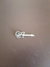 BEATLES GUITAR PIN/LAPEL BADGE