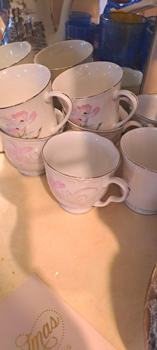 White floral ceramic dining - floral,
