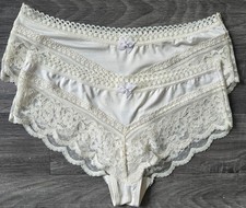 2 X EX M S LADIES BRAZILIAN KNICKERS WITH LACE TRIM SIZE 10 CREAM