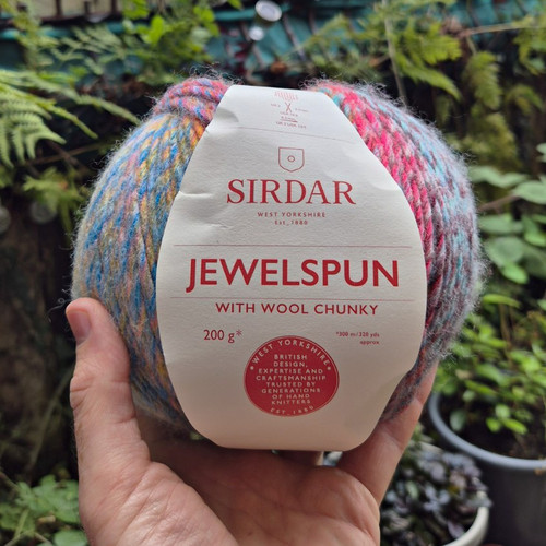 Sirdar jewelspun chunky yarn - jewelspun,
