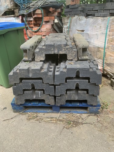 Harris fencing feet - fencing,