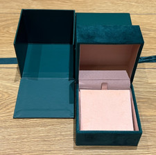 Genuine Original Roberto Coin Jewellery Pendant Necklace Green Box Case with Bow