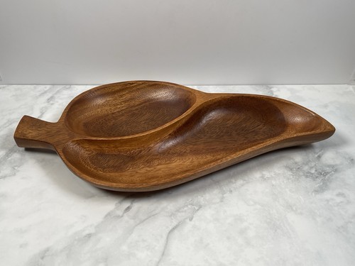 Vintage wooden leaf dish - wooden,