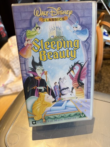 Walt disney classics sleeping - classics,