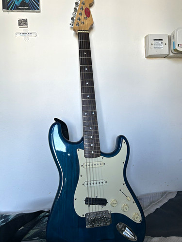 Squier stratocaster electric - stratocaster,