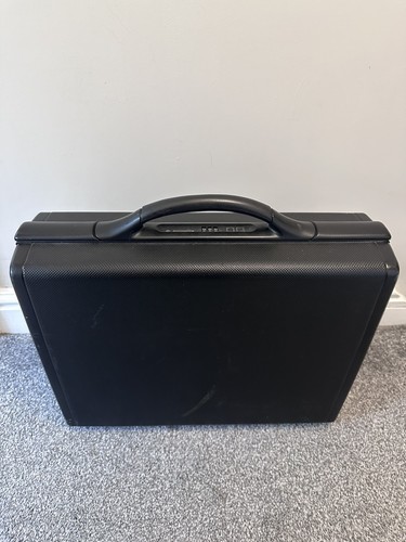 Samsonite hard shell focus - hard,